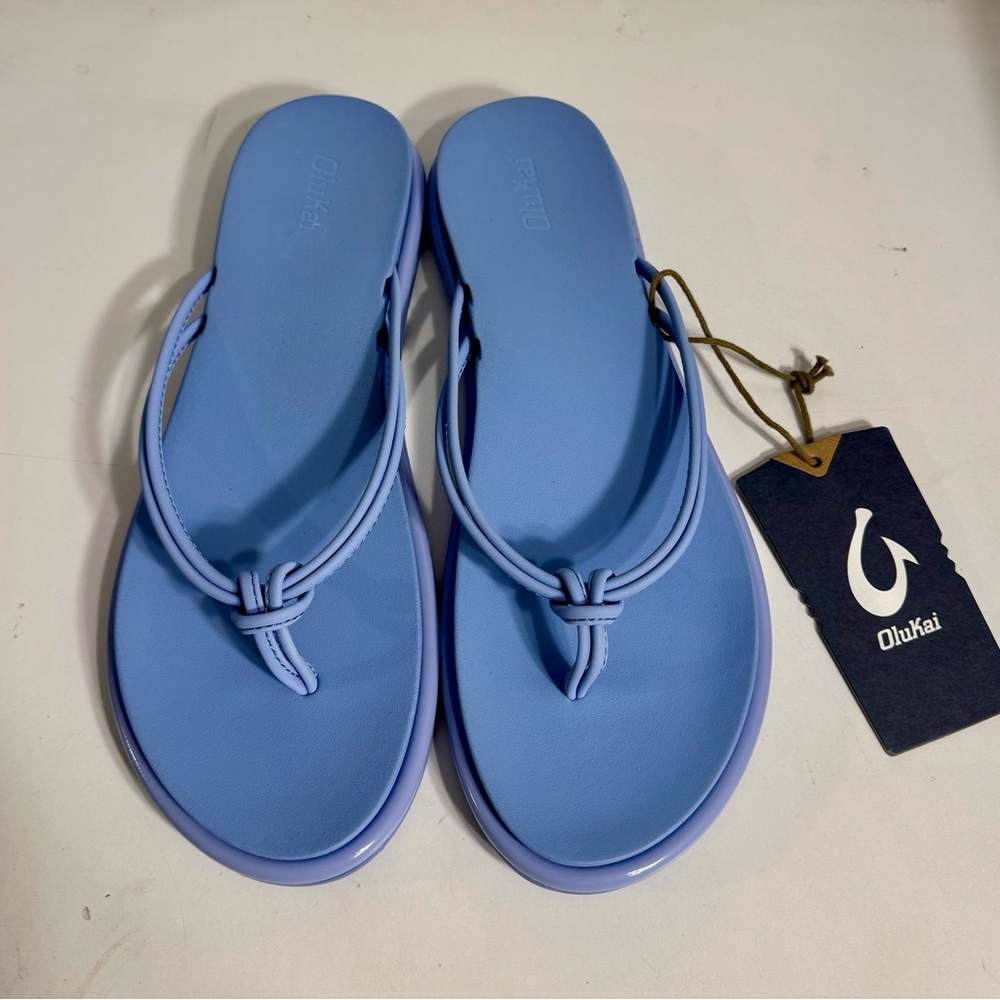 OluKai Women's Cloud Blue Sandals